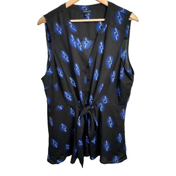 Torrid Black Tank Top with Blue Lightening Bolts and Tie Front Size 1 - Picture 1 of 4